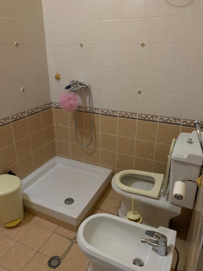 Tirana Apartment B&B Esterno foto
