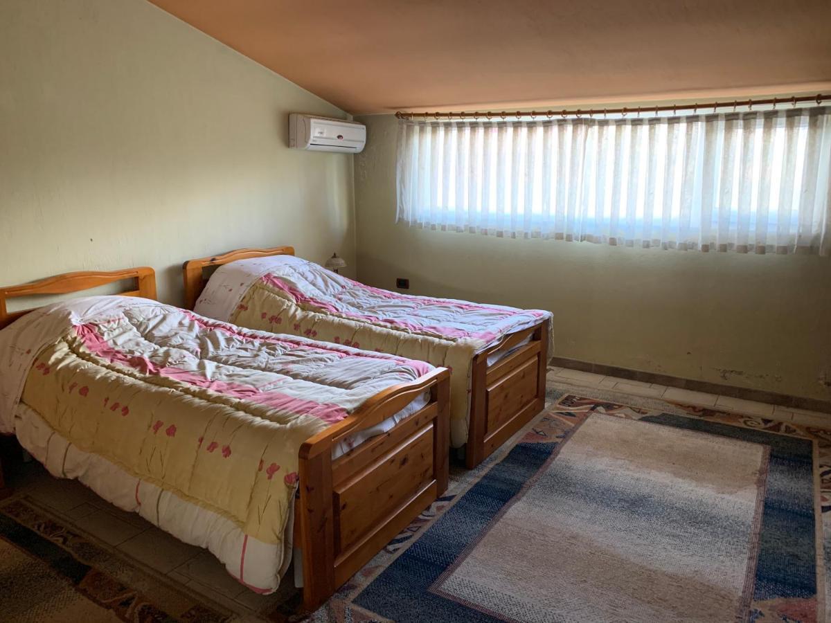 Tirana Apartment B&B Esterno foto